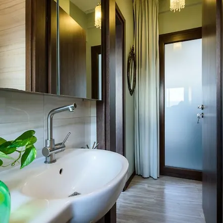 The 1 And Only Acropolis Penthouse Apartment *
