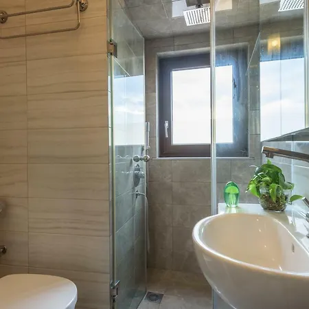The 1 And Only Acropolis Penthouse Apartment *